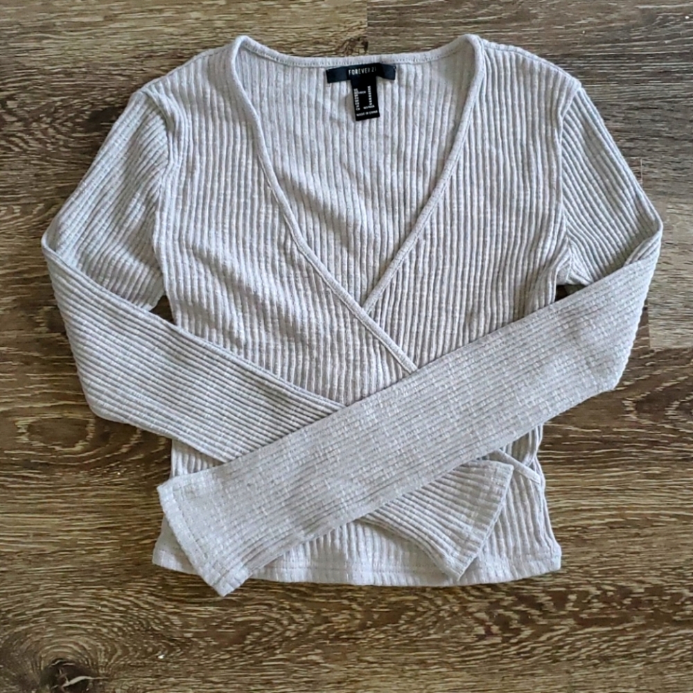Forever 21 Long Sleeve Gray Top